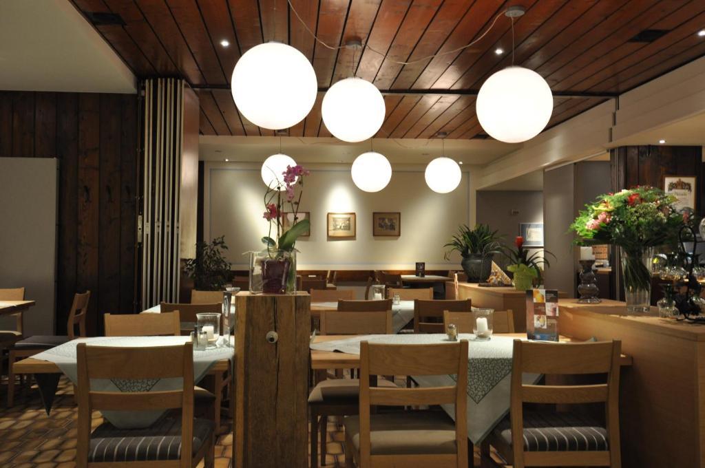 Gasthaus Sonne Gbr Trennfeld Екстериор снимка